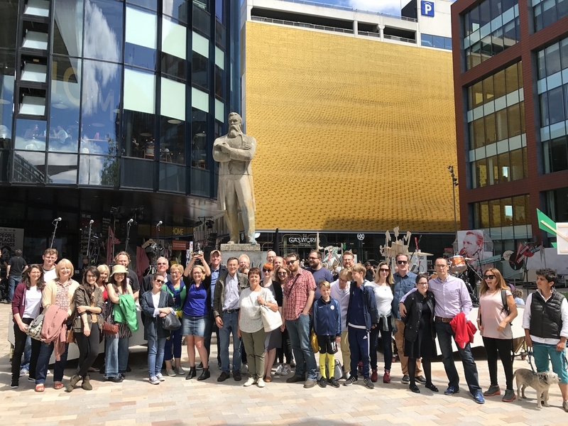 170728 Tour Group At Engels Statue
