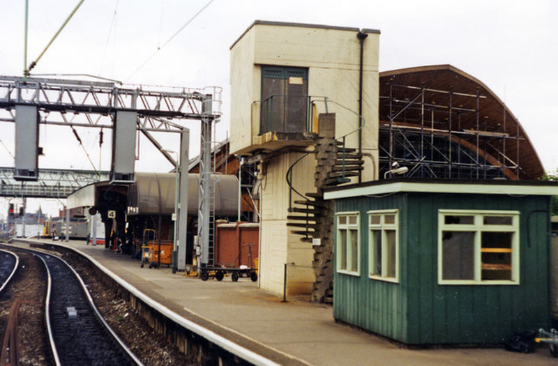 180404 90S Nineties Manchester Oxford Road Westward Along Platform 4 1992 By Ben Brooksbank For Sj8497 Taken 1992 06 22